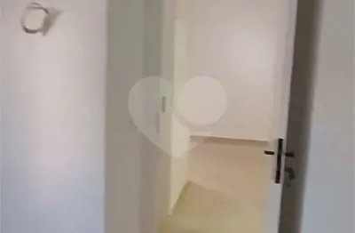 Apartamento à venda com 2 quartos no condomínio residencial monte real, são paulo - sp