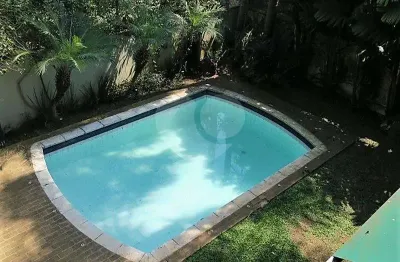 Casa à venda com 4 quartos, sendo 2 suítes,  em morumbi, são paulo - sp