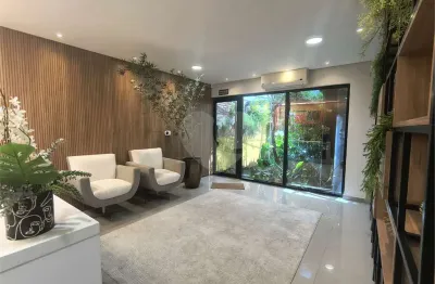 Prédio com 12 salas à venda na Rua Tiugibe Inoue, 153, Butantã, São Paulo