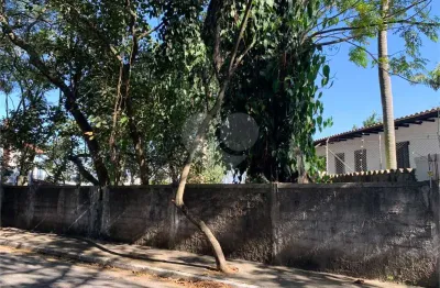 Terreno à venda na Rua General Almério de Moura, S/N, Real Parque, São Paulo