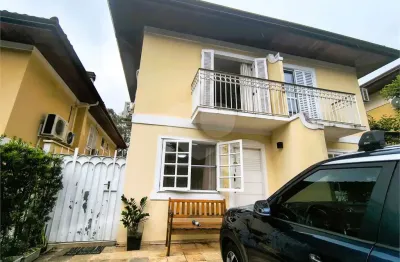 Casa  à venda com 3 quartos, sendo 1 suíte,  no condomínio vila panamericana, são paulo - sp