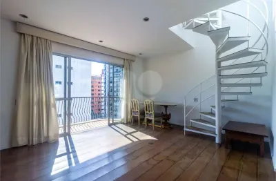 Cobertura à venda ou para alugar com 3 quartos, sendo 1 suíte,  no condomínio Paulo Pedrosa, São Paulo - SP