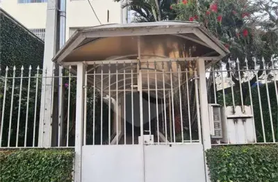 Apartamento à venda com 2 quartos no condomínio edifício moporanga, são paulo - sp