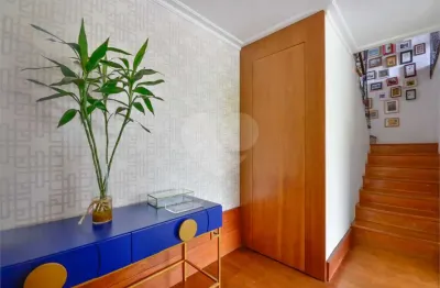 Casa  à venda com 5 quartos, sendo 4 suítes,  no condomínio espaço mobile - real parque, são paulo - sp