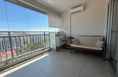 Apartamento à venda com 3 quartos, sendo 1 suíte,  no condomínio Alto São Francisco, São Paulo - SP