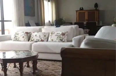 Apartamento à venda com 4 quartos, sendo 2 suítes,  no condomínio beverly hills, são paulo - sp