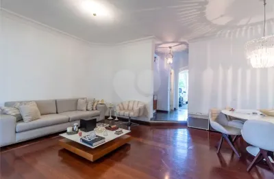 Casa  à venda com 4 quartos, sendo 2 suítes,  no condomínio vila das flores, são paulo - sp