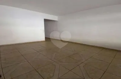 Casa com 3 quartos à venda na Rua Dom Alberione, 32, Butantã, São Paulo