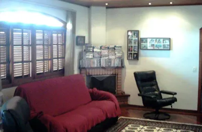 Casa à venda com 4 quartos, sendo 2 suítes,  em Butantã, São Paulo - SP