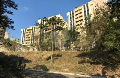 Terreno à venda na Rua Custódio de Oliveira, 12, Morumbi, São Paulo