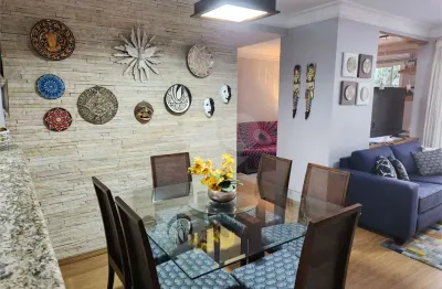 Apartamento à venda ou para alugar com 3 quartos, sendo 2 suítes,  no condomínio Vila Santa Mônica, São Paulo - SP