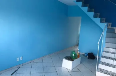 Excelente sobrado no vitória vale, abaixo do valor de mercado