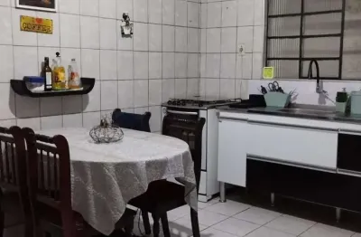 Casa com 2 quartos à venda na Vila Santos, Caçapava 