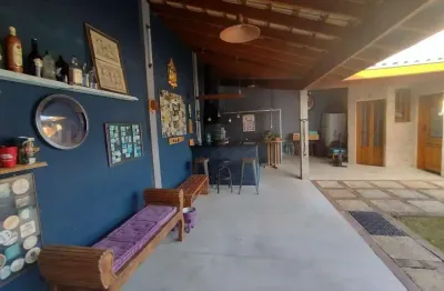 Casa com 4 quartos à venda na Caetano Moreira, 100, Village das Flores, Caçapava