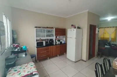 Lindo sobrado no real park , com uma vista linda e tranquilidade