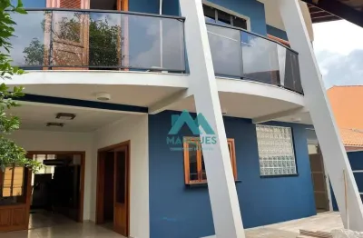 Maravilhoso sobrado semi novo em bairro estratégico praticamente centro