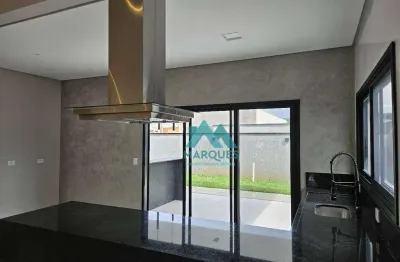 Casa térrea em condomínio de alto padrão ampla e confortável com 162,95 área construída