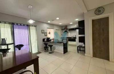 Sobrado pronto para morar com piscina em condomínio próximo ao centro