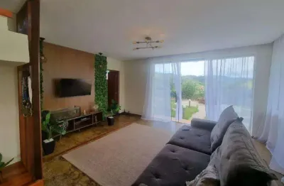 Casa com 3 quartos à venda no Centro, Santo Antônio do Pinhal 