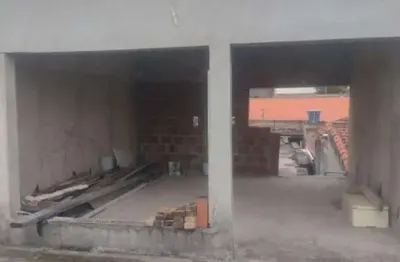 Casa na região central em fase de acabamento com 3 dormitórios valor de oportunidade