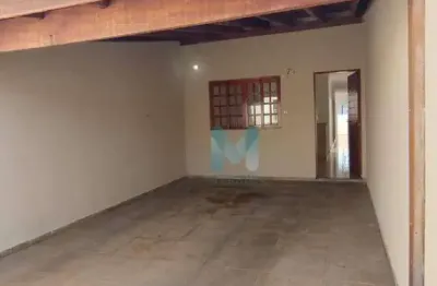 Linda casa com suite e garagem coberta no esperança