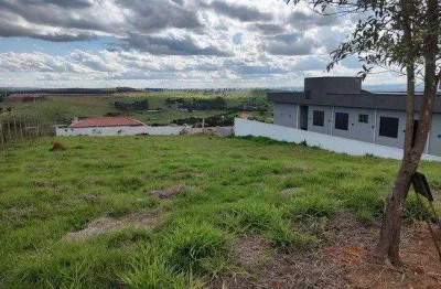 Lindo terreno na parte alta do condomínio, medida maior que o padrão