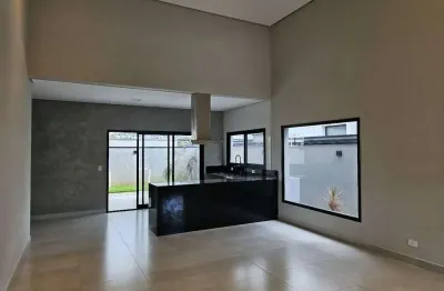 Casa térrea em condomínio de alto padrão ampla e confortável com 162,95 área construída