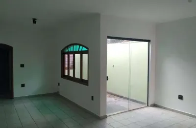 Casa com 2 quartos à venda na Vila Prado, Caçapava 