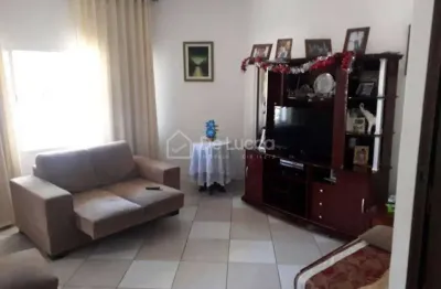 Casa com 5 quartos à venda na rua francisco bernardes siqueira, 66, parque dos jacarandás, campinas, 240 m2 por r$ 1.000.000