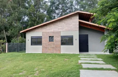 Casa em condomínio fechado com 3 quartos à venda na russia, 130, terras de santa teresa, itupeva, 260 m2 por r$ 1.900.000