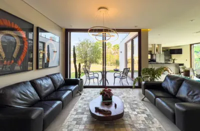 Casa em condomínio fechado com 3 quartos à venda na avenida carlos diaulas serpa, 100, loteamento parque dos alecrins, campinas, 285 m2 por r$ 2.790.000