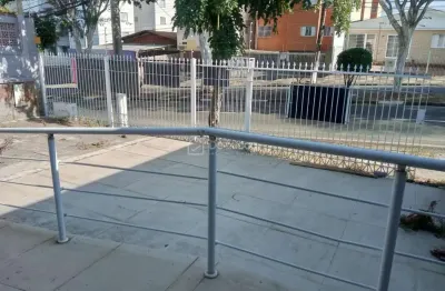 Casa com 4 quartos para alugar na Avenida Jorge Tibiriçá, 1775, Jardim dos Oliveiras, Campinas, 162 m2 por R$ 5.200