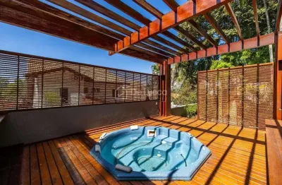 Casa em condomínio fechado com 3 quartos à venda na rua hilza teixeira penteado de lemos, 71, parque jatibaia (sousas), campinas, 370 m2 por r$ 1.800.000