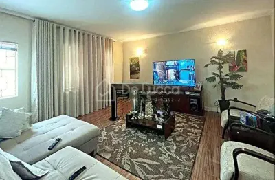 Casa com 3 quartos à venda na rua professor nicolau marchini, 226, parque são quirino, campinas, 179 m2 por r$ 699.000