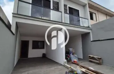 Sobrado novo vila são pedro, 3 dorms, suíte, área gourmet completa, 2 vagas