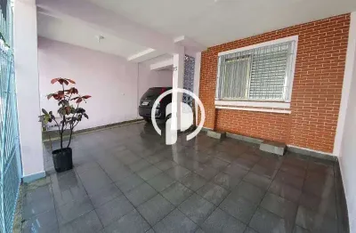 2 Sobrados para Venda no bairro Fundação, cada um com 3 dorm, 1 suíte, 3 vagas, 195 m