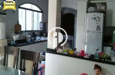 Casa terrea vila metalurgia , prox colegio clovis e padaria karina