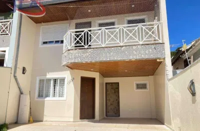 Sobrado com 3 dormitórios para alugar, 147 m² por R$ 3.976,66/mês - Boa Vista - Curitiba/PR