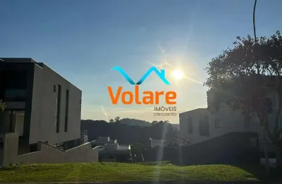 Terreno à venda em condomínio de luxo em alphaville, santana de parnaíba-sp: 490m² de oportunidade única!