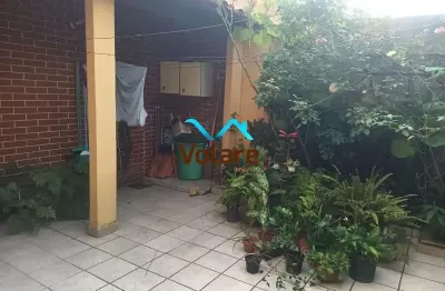 Sobrado com 3 quartos e 2 banheiros à venda, 173 m² por r$ 699.000