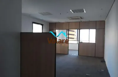 Sala comercial de 57m² com divisória e ar condicionado em alphaville - condomínio cea i