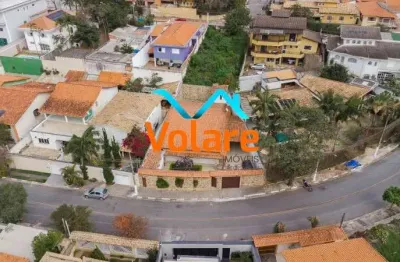 Casa à venda em city bussocaba, osasco-sp: 3 quartos, 2 suítes, 2 salas, 5 banheiros, 7 vagas de garagem.