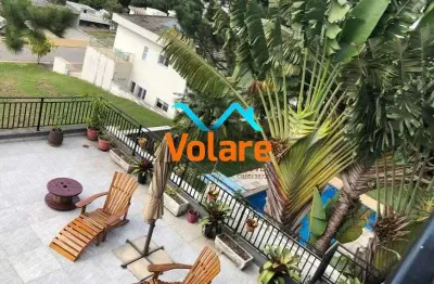 Impecável casa em condomínio de alto padrão em alphaville, santana de parnaíba-sp: 4 quartos, 3 suítes, 5 vagas de garagem, 416m².