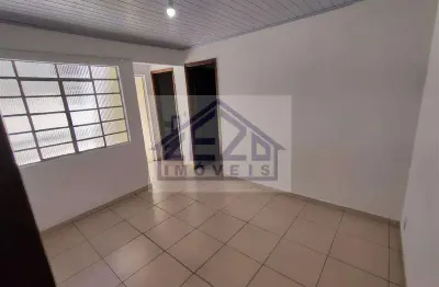 Casa com 2 quartos para alugar no Jardim Carlu, São Paulo 
