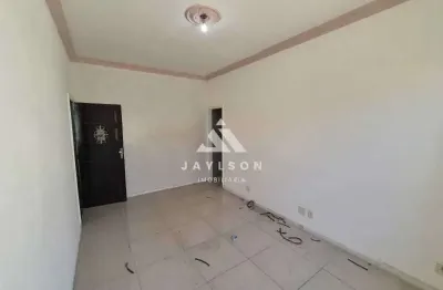 Apartamento com 2 quartos à venda na rua engenheiro moreira lima, penha circular, rio de janeiro, 71 m2 por r$ 200.000