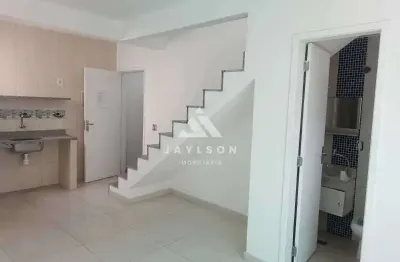 Apartamento à venda na rua soares tavares, ramos, rio de janeiro, 47 m2 por r$ 158.000