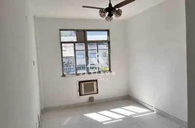 Apartamento com 1 quarto à venda na estrada adhemar bebiano, engenho da rainha, rio de janeiro, 40 m2 por r$ 160.000