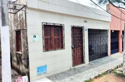 Casa com 2 quartos à venda na Rua Fausto Pinheiro, Centro, Itapajé