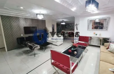 Veras vende casa mista (residencial e comercial) no centro d