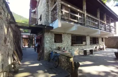 Casa com 6 quartos à venda na Avenida Ariovaldo Reis, 90, Jardim Guaiuba, Guarujá